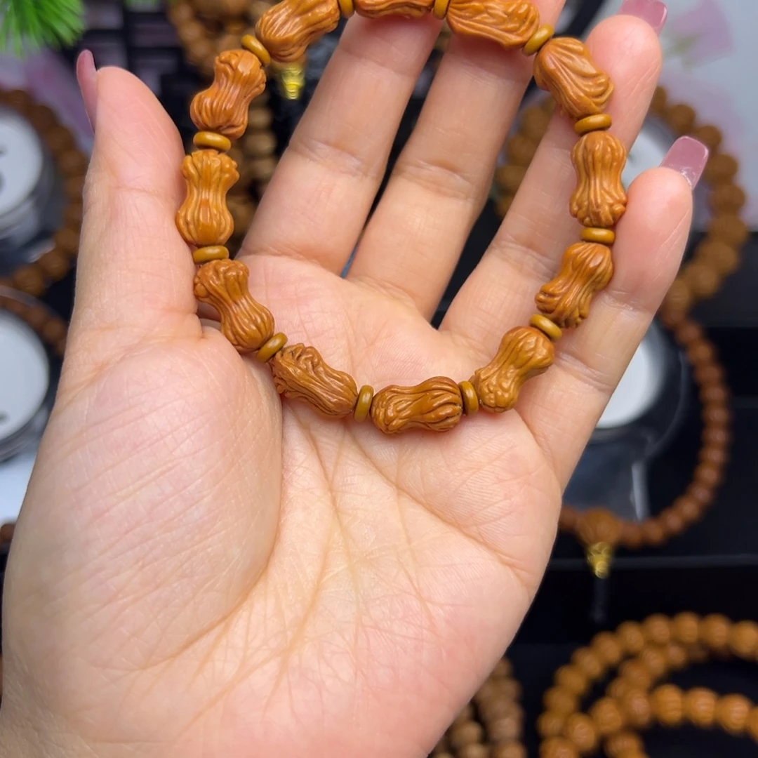 吊坠桃核龙纹桃核手串