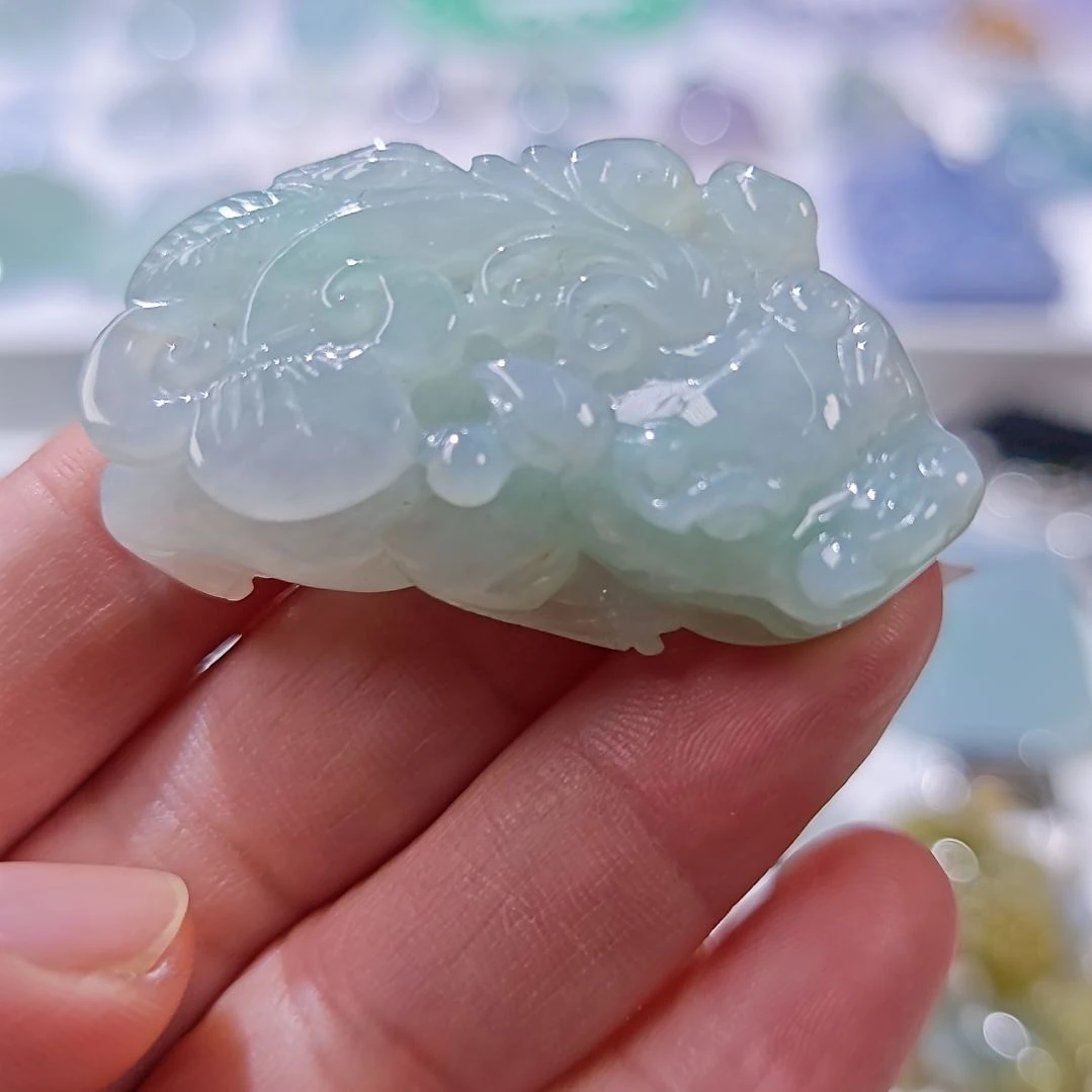 颈饰未镶嵌翡翠一