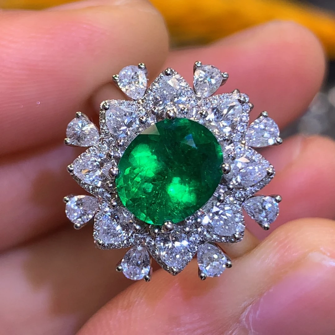 戒指18K金镶嵌祖母绿1.73ct潘潘沃顿极微油吉尔德