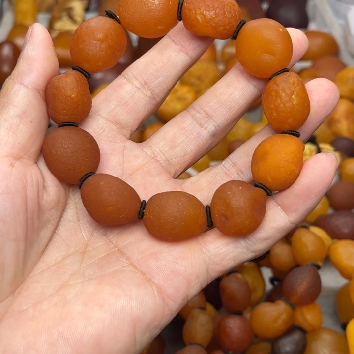 琥珀未镶嵌裸石天然蜜蜡手串