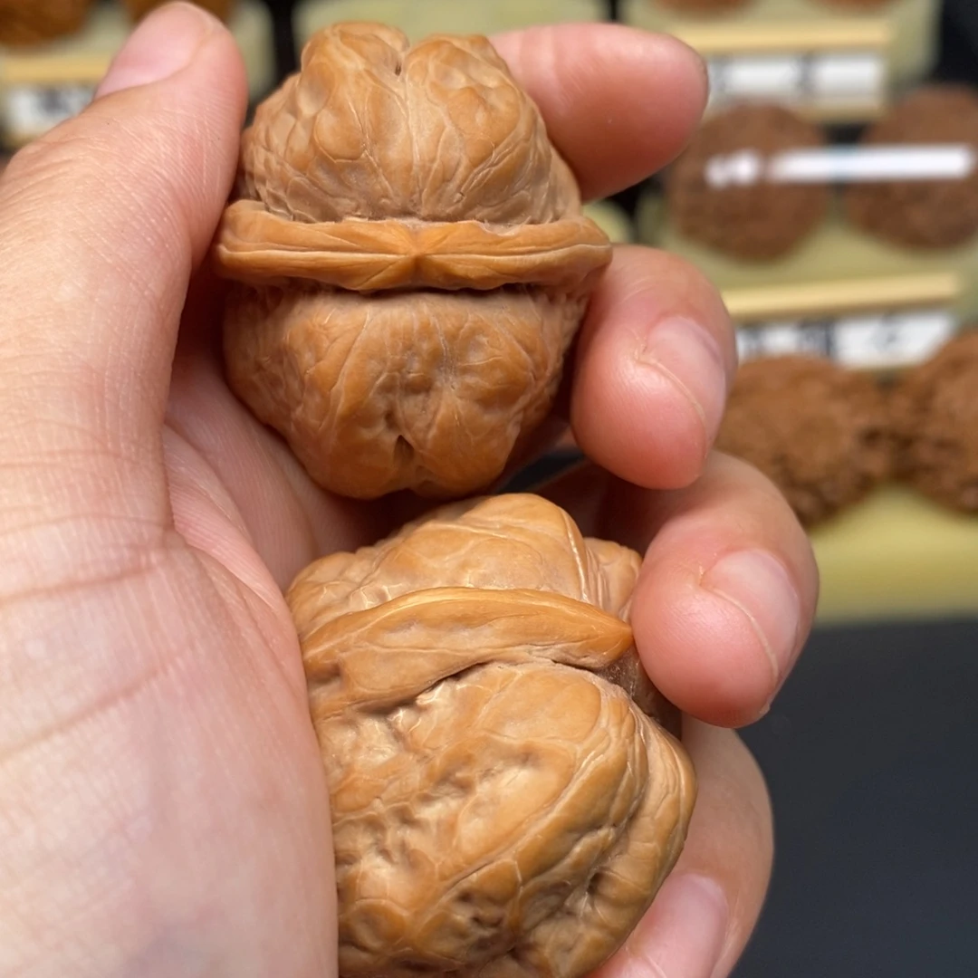 文玩核桃把件玉蝉