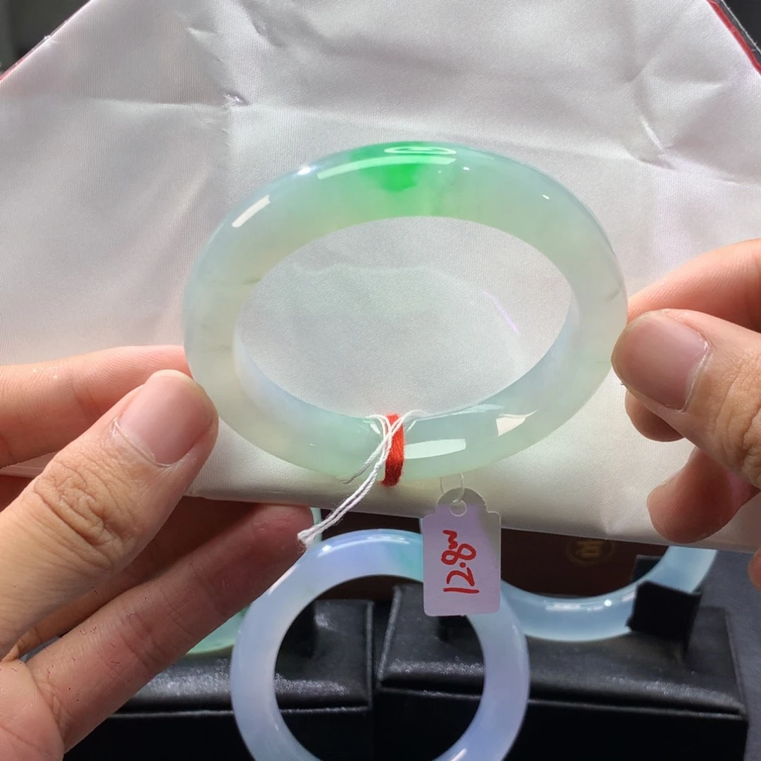 未镶嵌手镯翡翠正圈