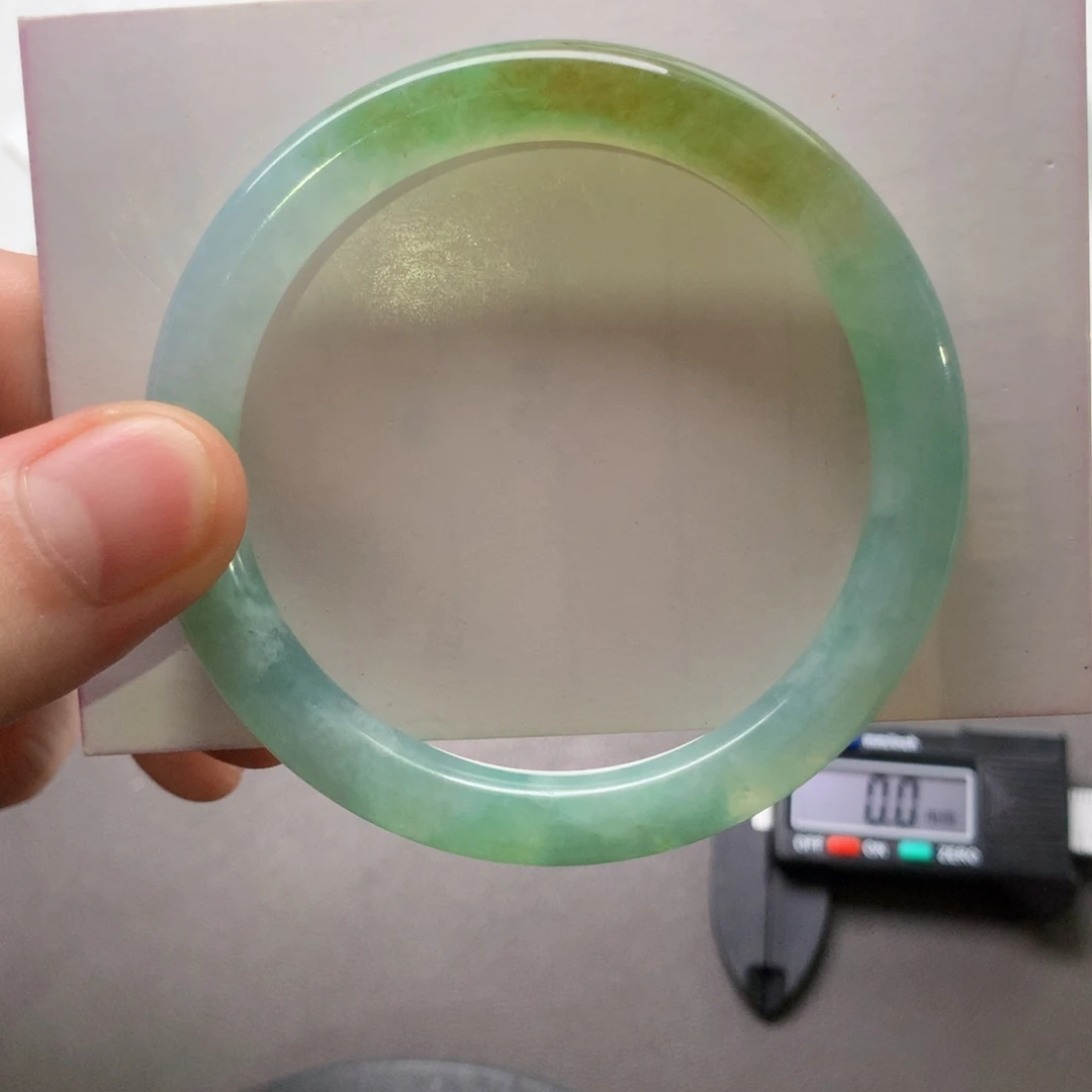 翡翠未镶嵌手镯（圆镯）54