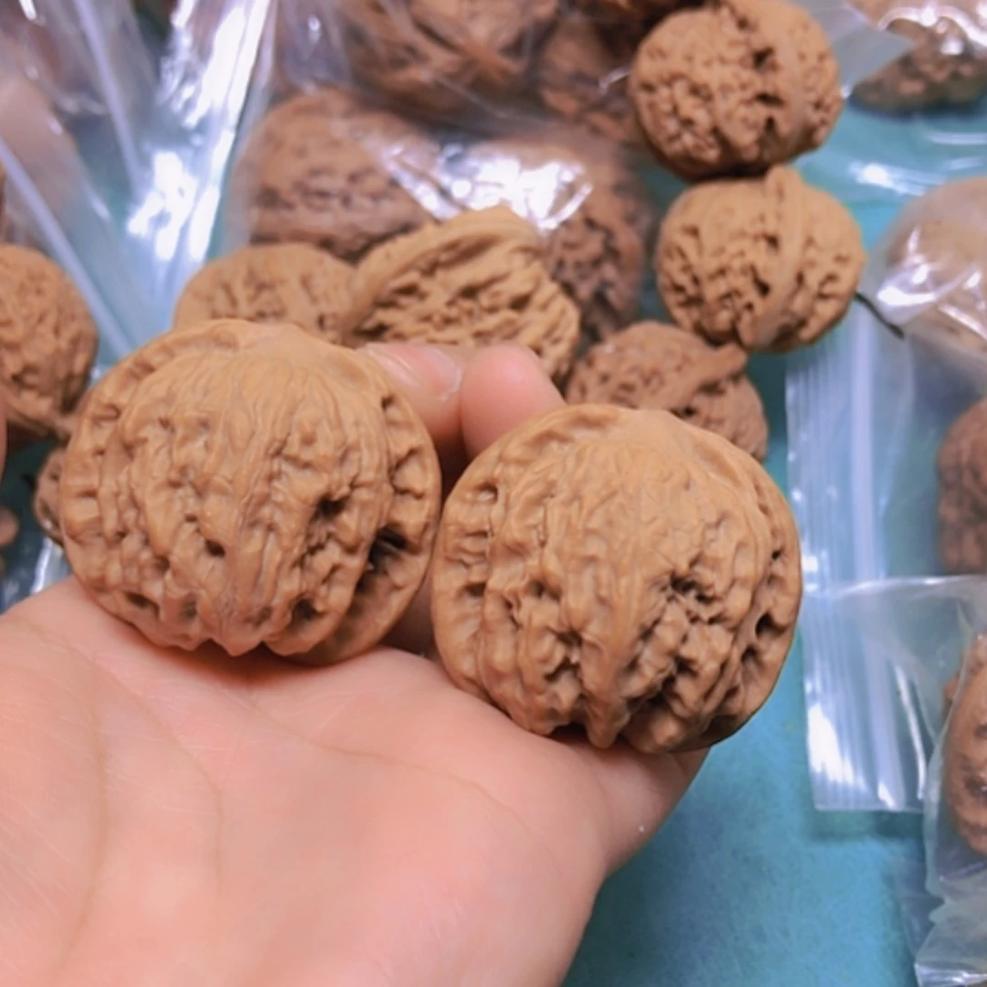 【闪购商品】把件核桃38野狼全品