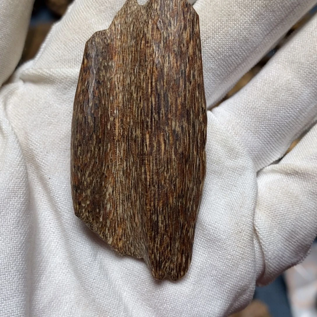 木第**格手工艺非遗技艺竹木根雕及其制品克重： 3.8