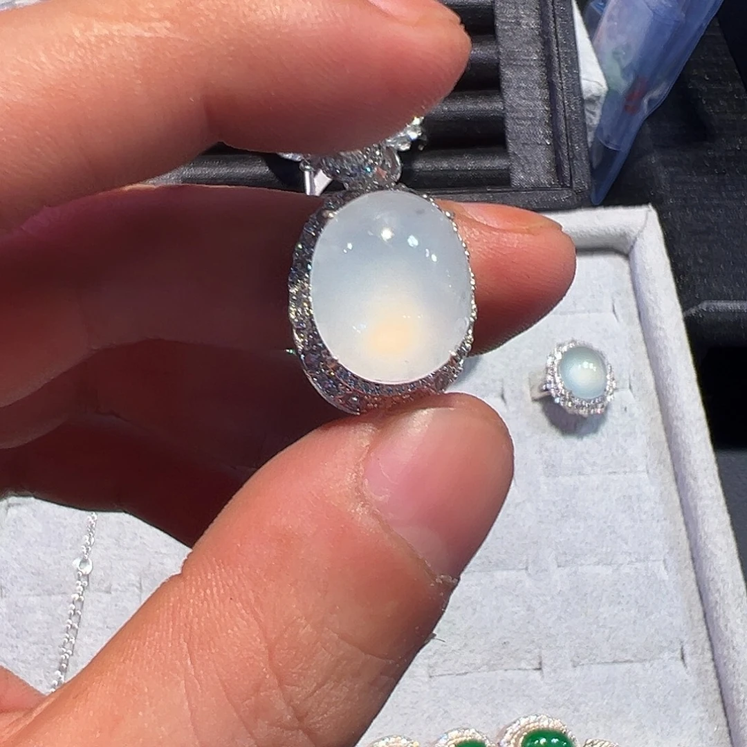 翡翠未镶嵌戒指冰种戒面