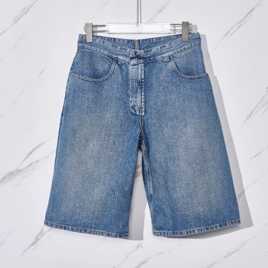 全新未使用/Moschino中性双面穿牛仔短裤MNGP00460