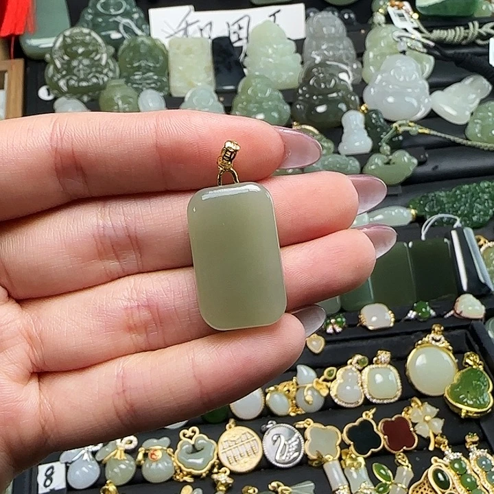 颈饰银S925镶嵌和田玉