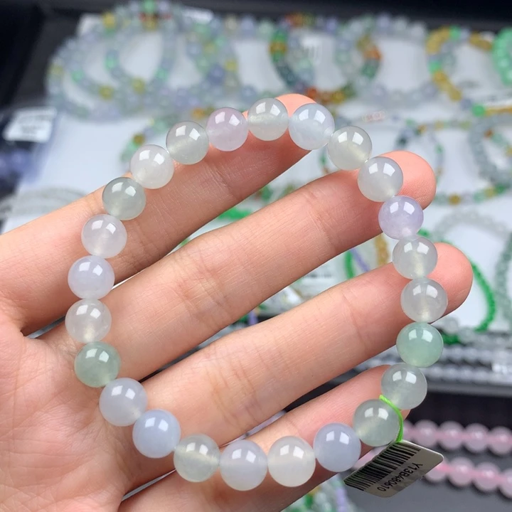 毛衣链未镶嵌翡翠是