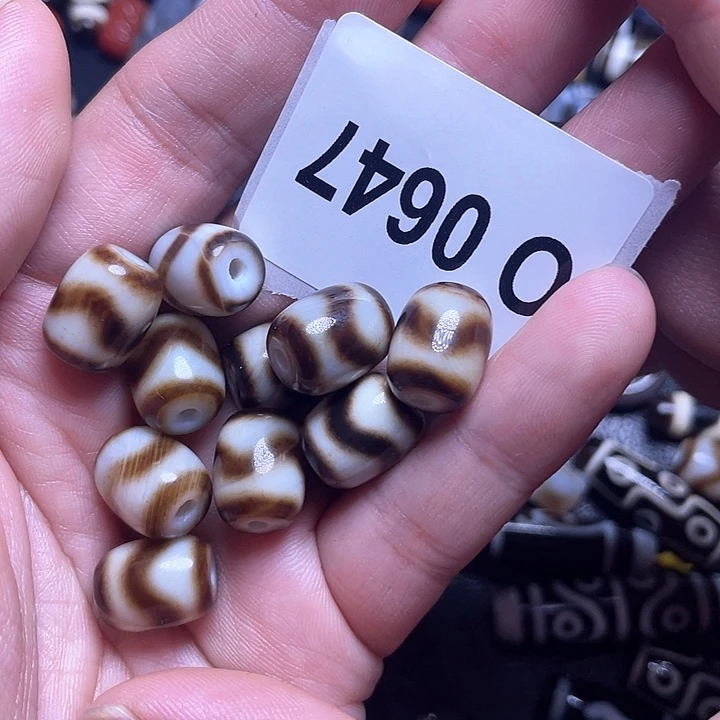 玛瑙/玉髓颈饰未镶嵌微瑕