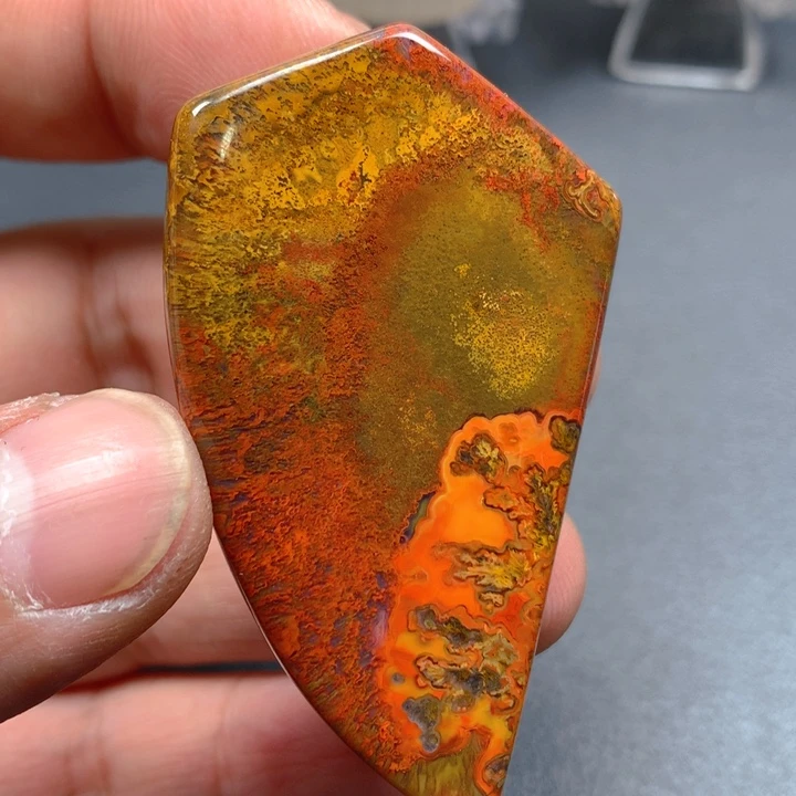 玛瑙/玉髓颈饰未镶嵌信*