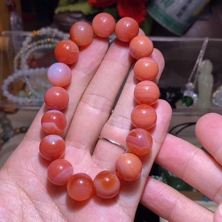 男款精美颜色好南红玛瑙手串68