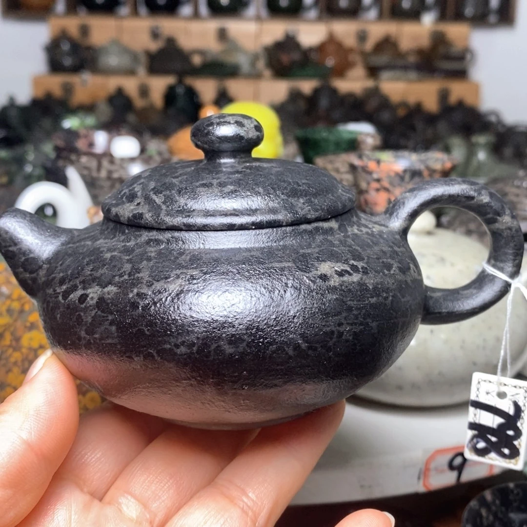 冰碛岩豹纹古灯壶210cc