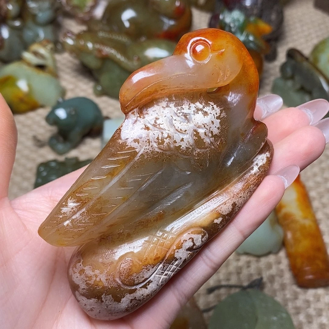 未镶嵌蛇纹石玉颈饰