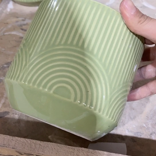 多肉绿植陶瓷花盆9.9包邮，有孔