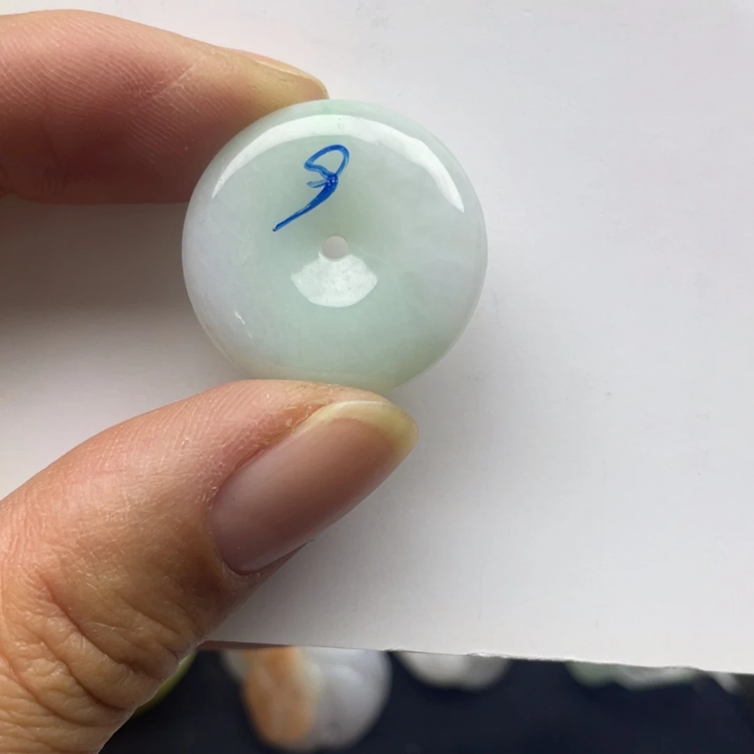 翡翠未镶嵌颈饰翡翠平安扣