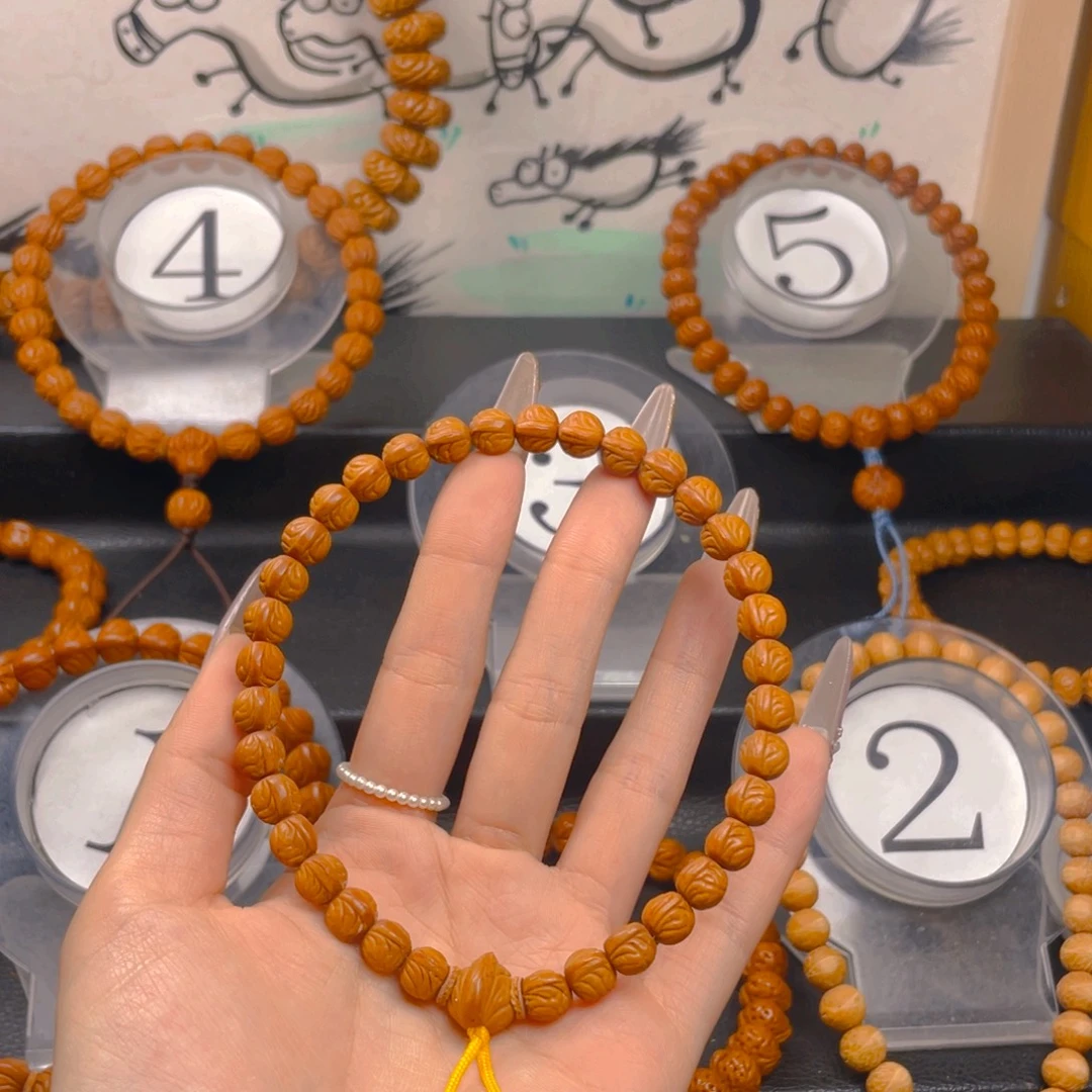 邓***呢吊坠文玩核桃0.888888888