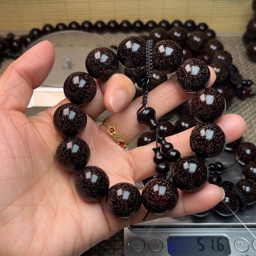 1***檀香紫檀（小叶紫檀）1.8 13颗 爆星