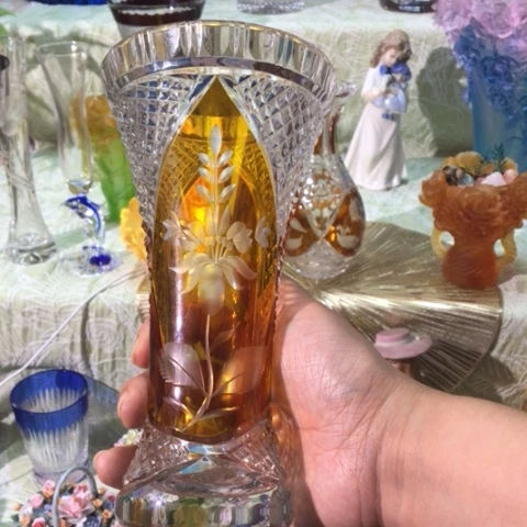 有机玻璃中古水晶花瓶