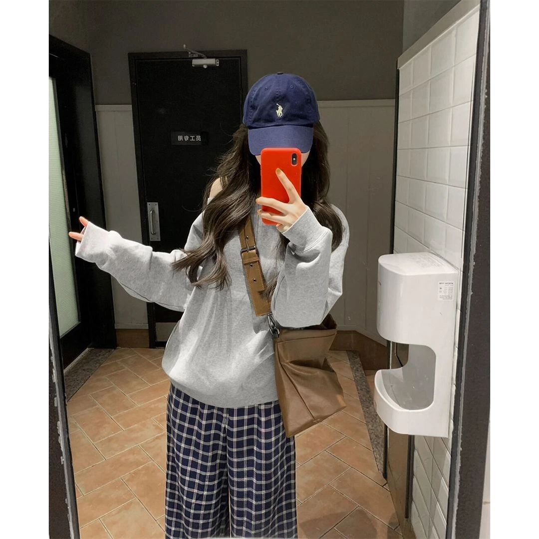 韩系秋季新款一字领长袖t恤女宽松简约斜肩小众美式辣妹露肩上衣