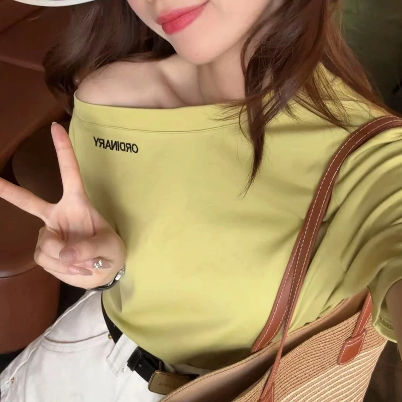 【纯欲美学】8283夏季简约斜肩字母显瘦时尚纯色T恤