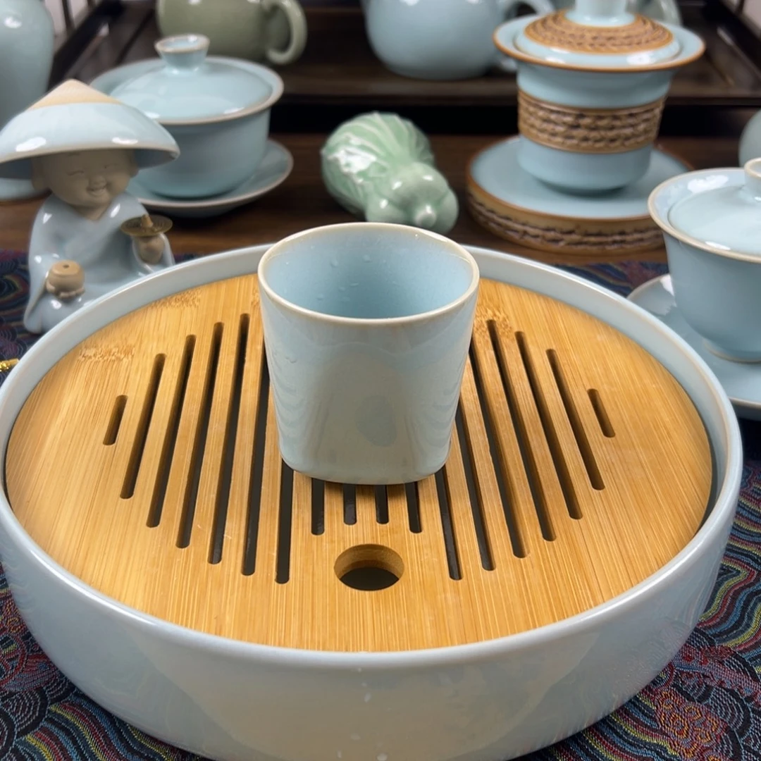 杯子瓷天青色釉水天圆地方杯