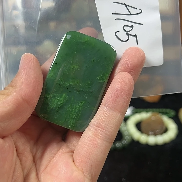 未镶嵌和田玉珠宝半成品