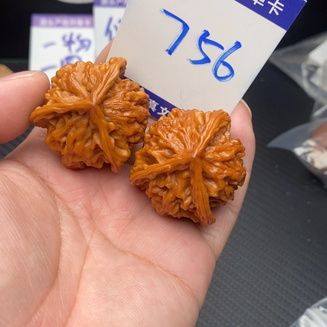 文玩核桃把件盘山38