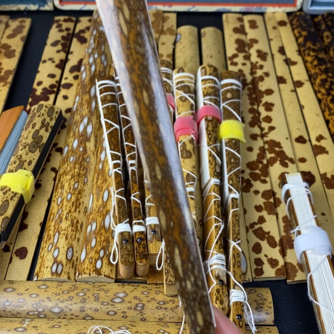 扇子A****d扇子一把，储诚婷的折扇