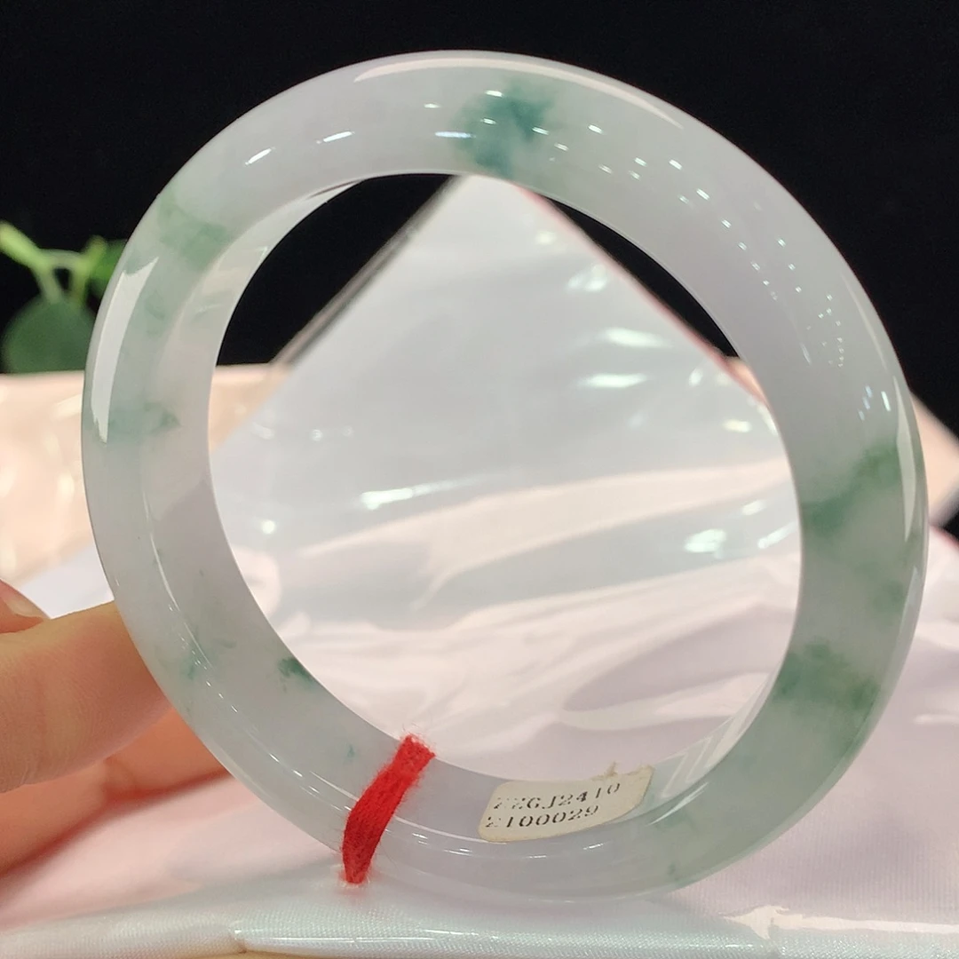 翡翠未镶嵌手镯0029