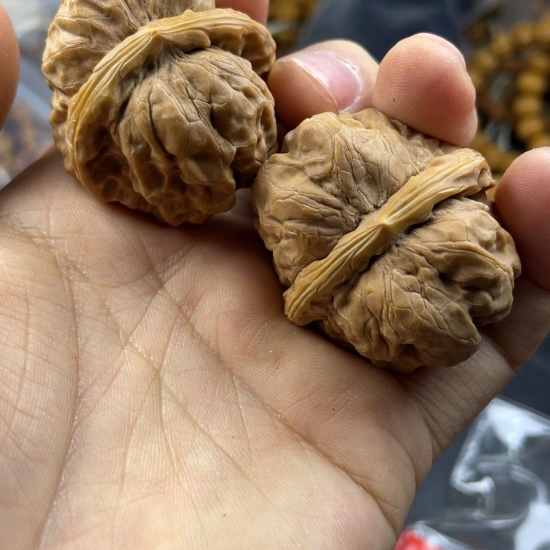 猴头核桃吊坠嗯、别