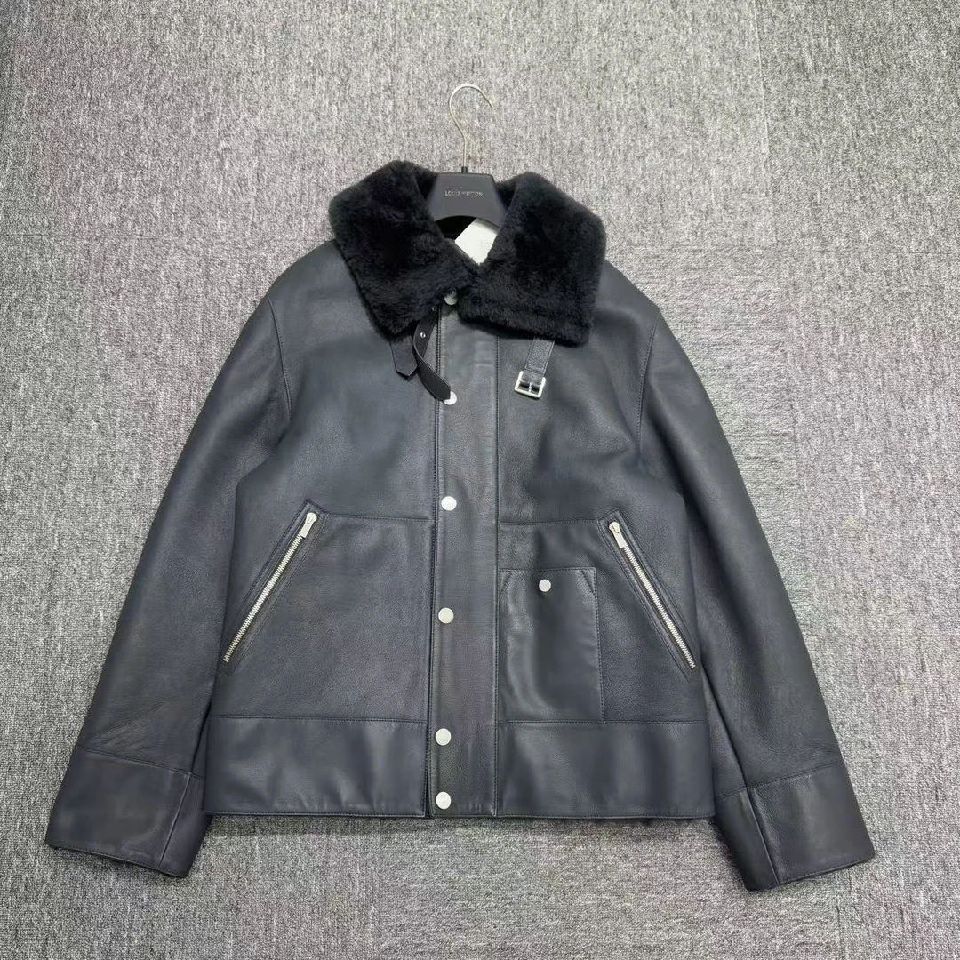 全新未使用 Hermes/爱马仕  牛羊皮毛一体外套/50码/编码13170