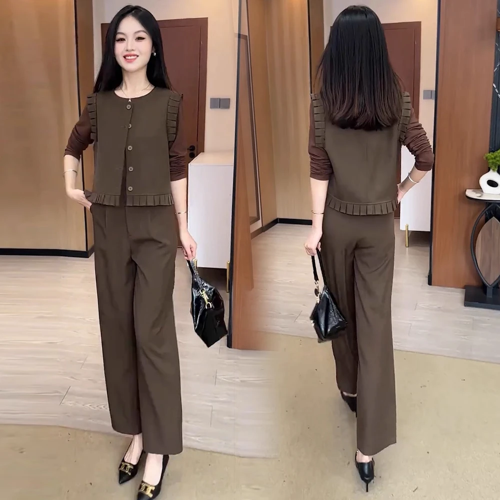 时尚套装女2025秋季新款洋气木耳边无袖马甲长袖T恤阔腿裤三件套