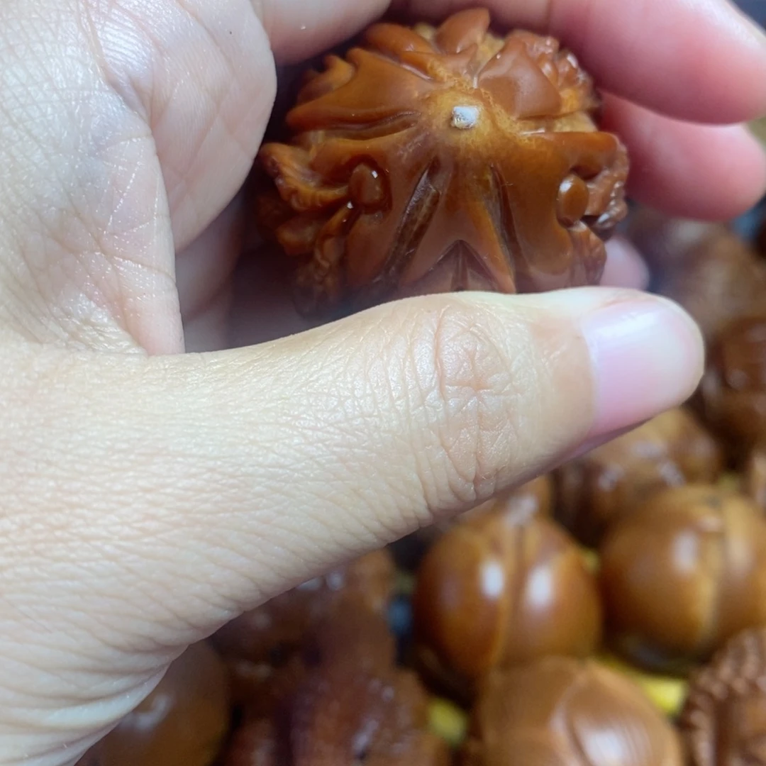 【闪购商品】其他橄榄核瑕疵六面