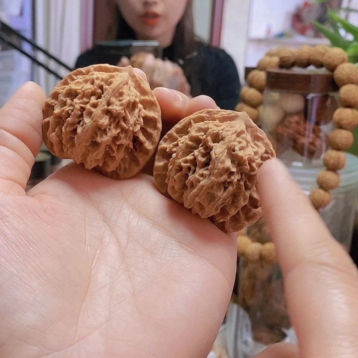 【闪购商品】文玩核桃把件45.5老款狮子头