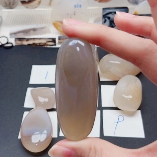 玛瑙/玉髓珠宝奇石未镶嵌