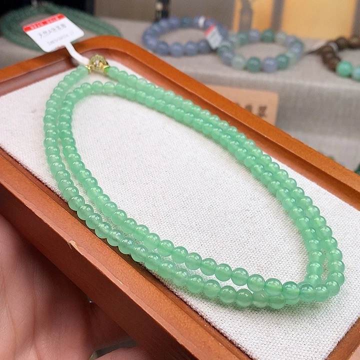 翡翠合金手链冰晴透绿长项链，性价比