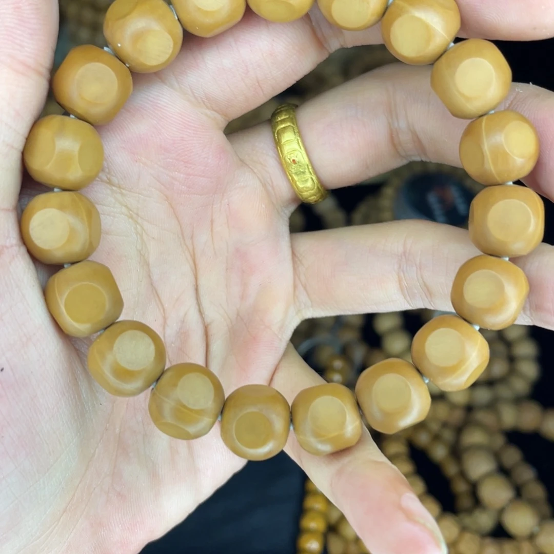꧔***এ手串猴头核桃手串