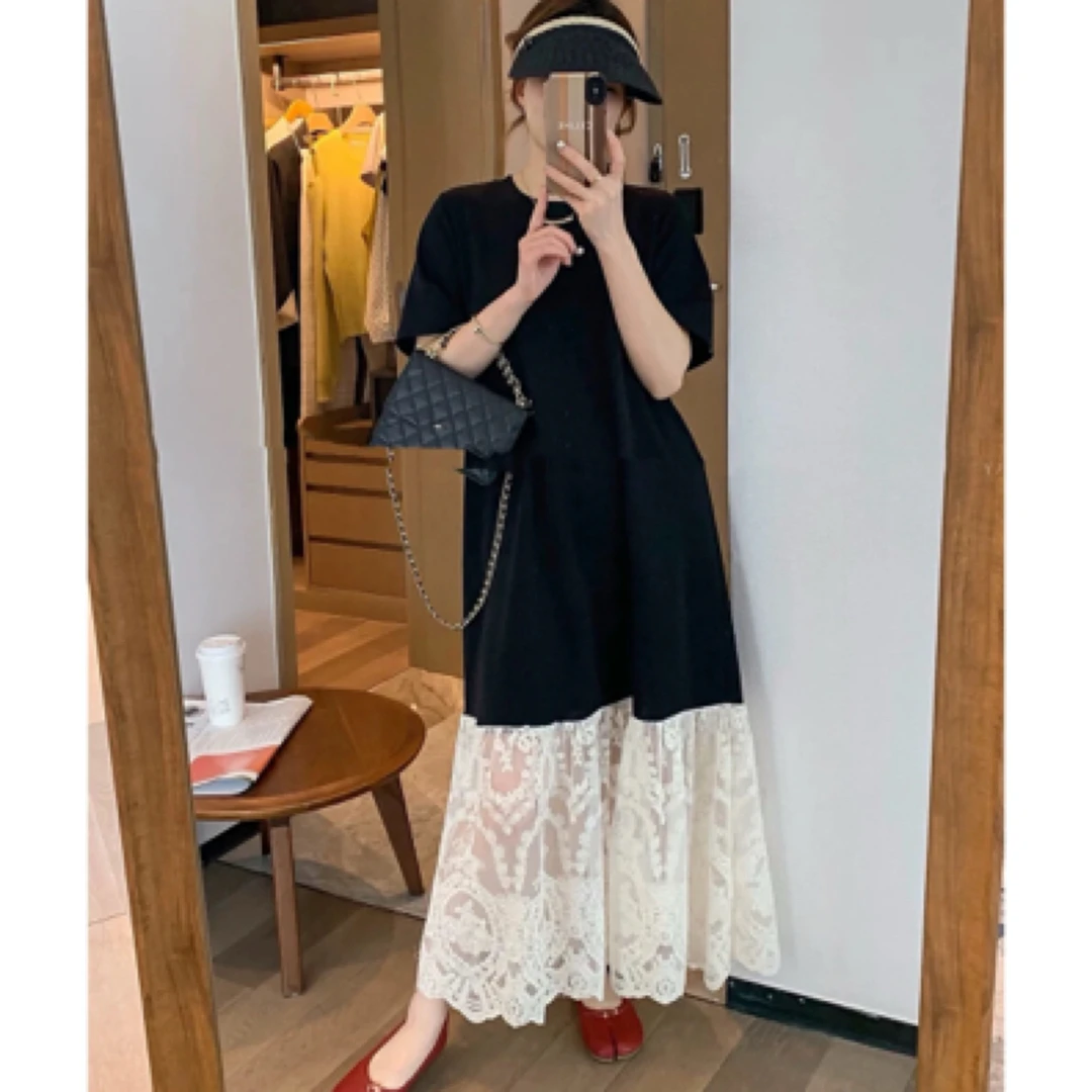 夏季新款法式慵懒风圆领短袖蕾丝拼接连衣裙正肩带垫肩显瘦款