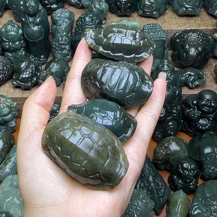 和田玉（糖玉）未镶嵌挂件