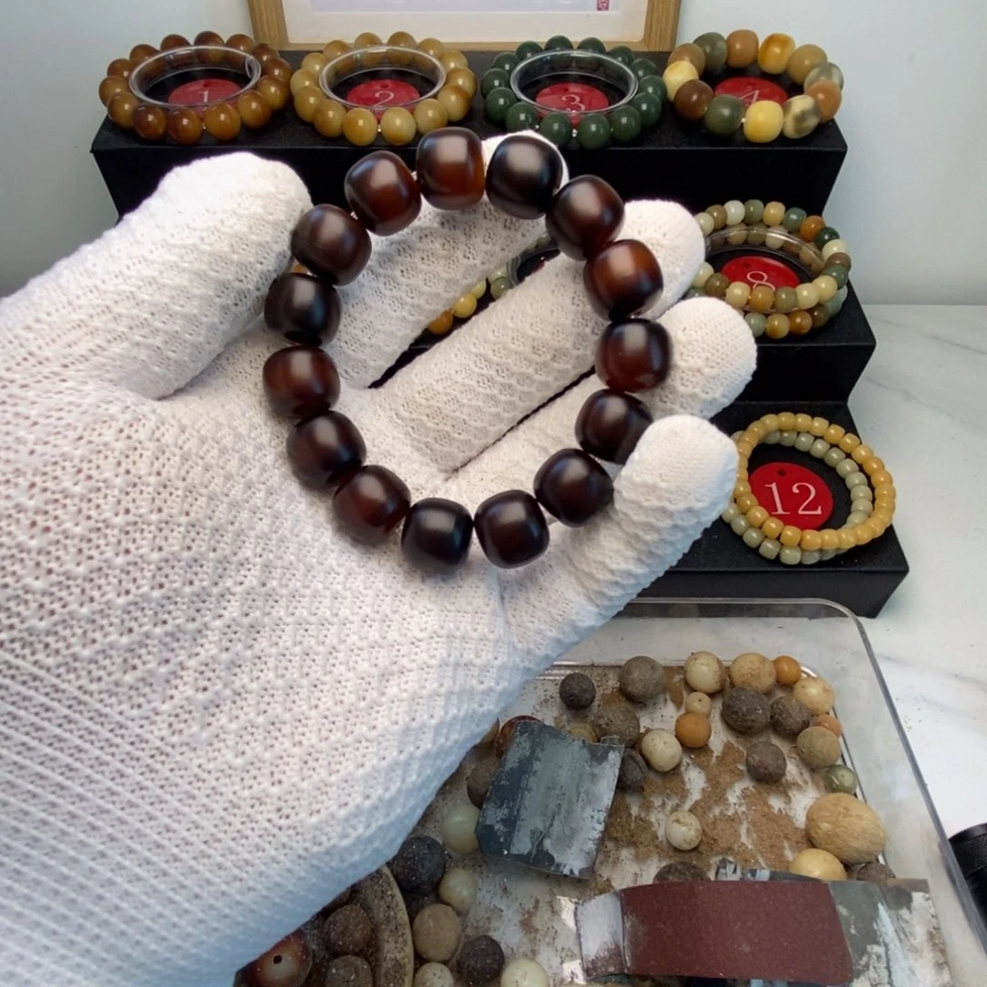 刘***健菩提根/象牙果吊坠