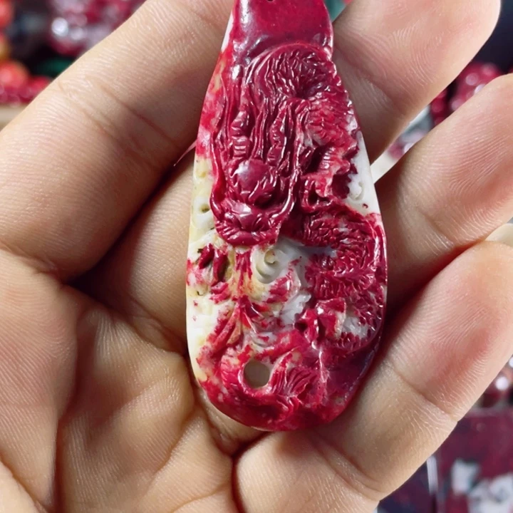 天然辰砂原石首饰