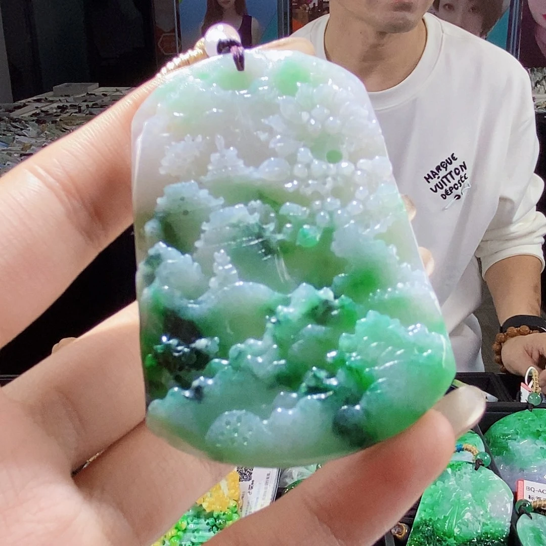 颈饰未镶嵌翡翠翡翠