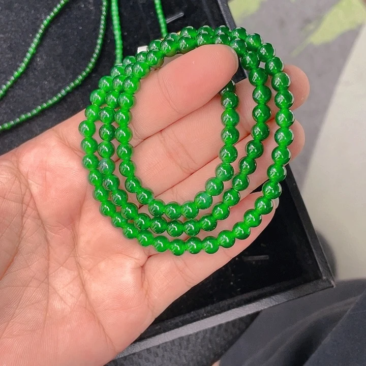 颈饰未镶嵌翡翠A货卡6