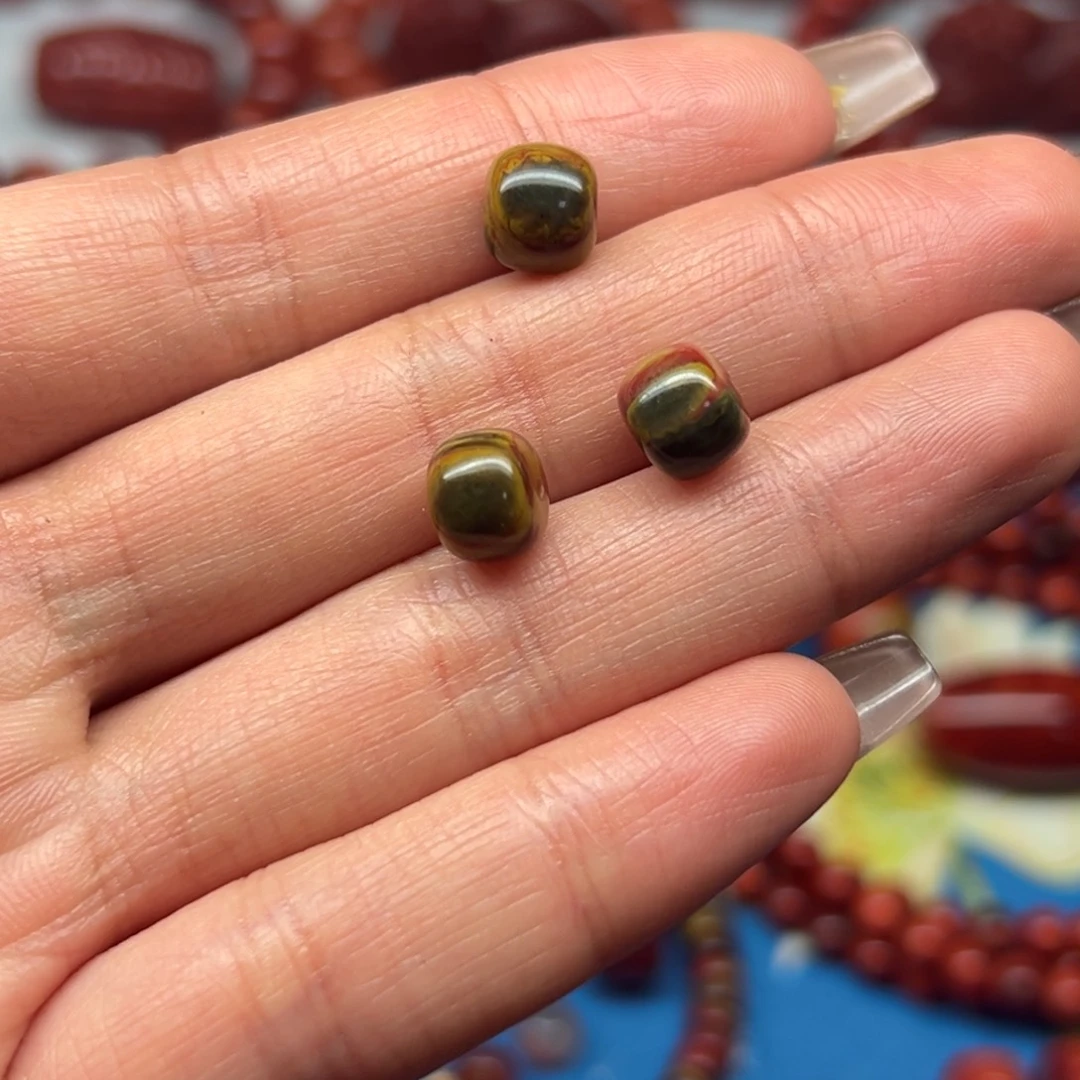 南红玛瑙未镶嵌配饰