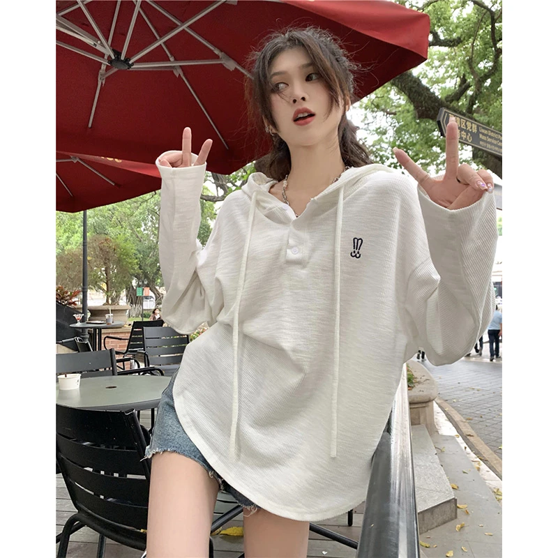 胖mm夏季新款连帽薄款长袖防晒衫外套T恤女装大码宽松200斤上衣潮