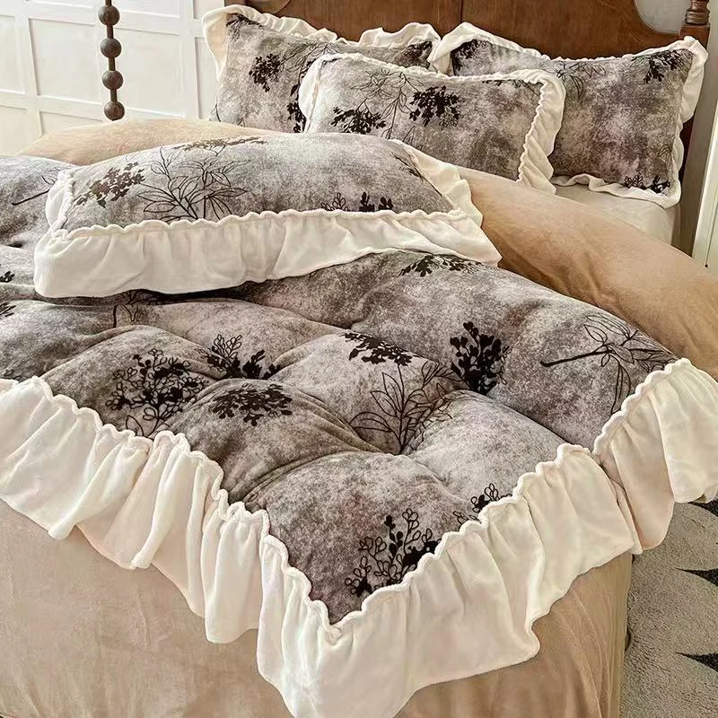 2025新款牛奶绒四件套-蕾丝边