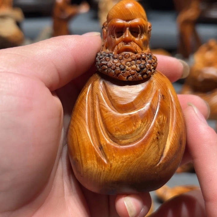 柏木（崖柏）点点关注