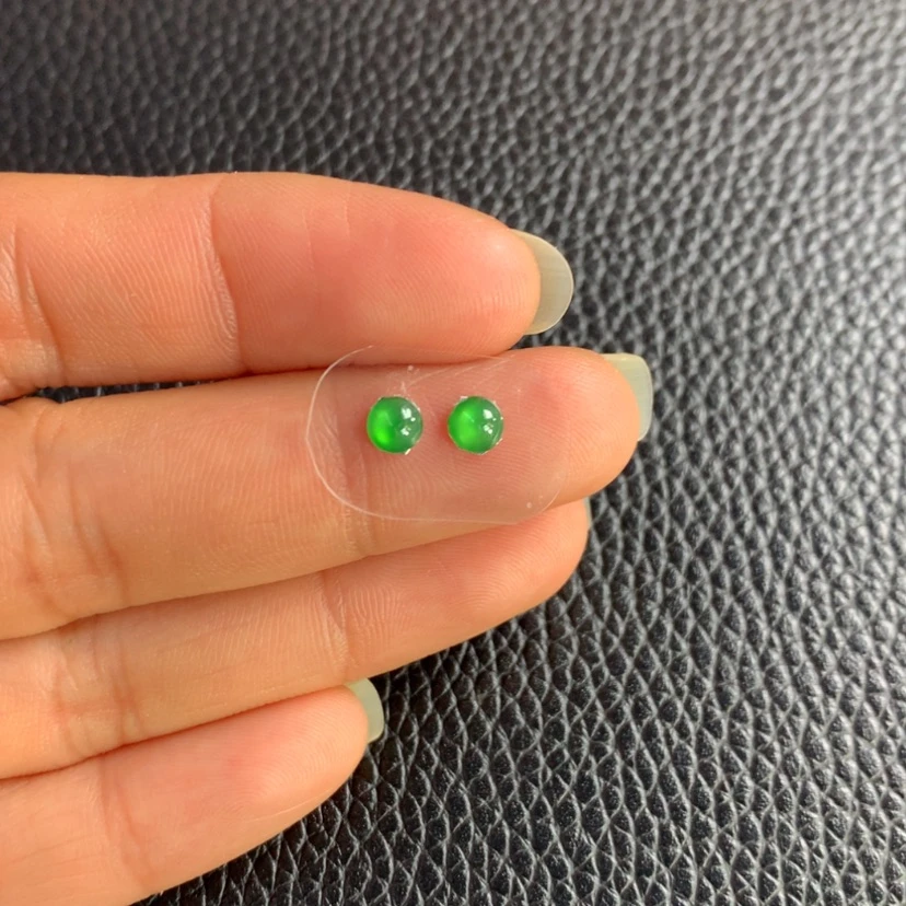 【闪购商品】翡翠吊坠(不含链)未镶嵌