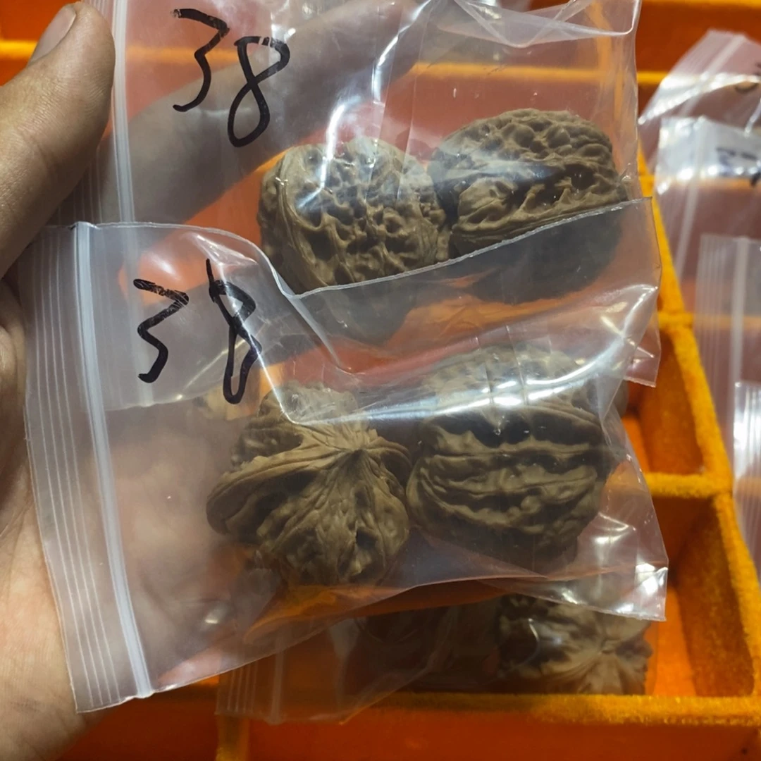 文玩核桃吊坠太行山脉，高端小众